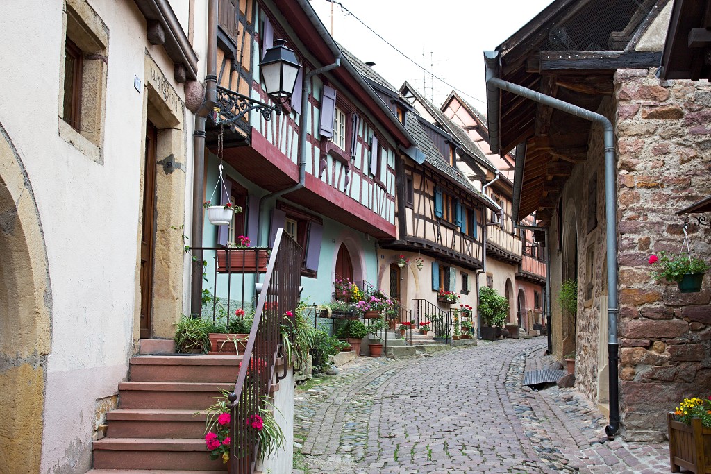 eguisheim elzas vogezen hdr france frankrijk vosges Egisheim kapel van Saint-Leon-IX Notre-Dame de Pitie